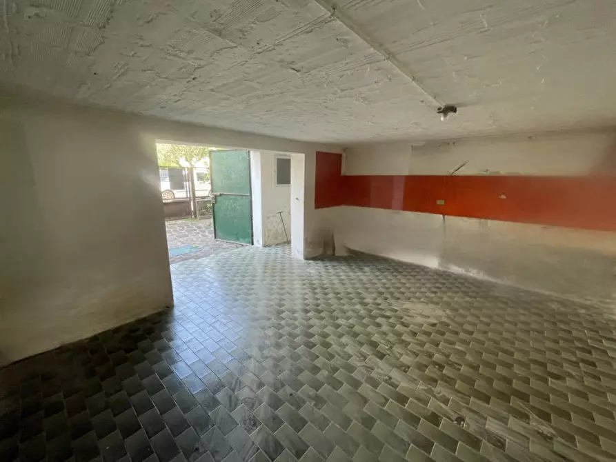 Immagine 26 di Casa trifamiliare in vendita  in VIA MONTECIMONE a Padova