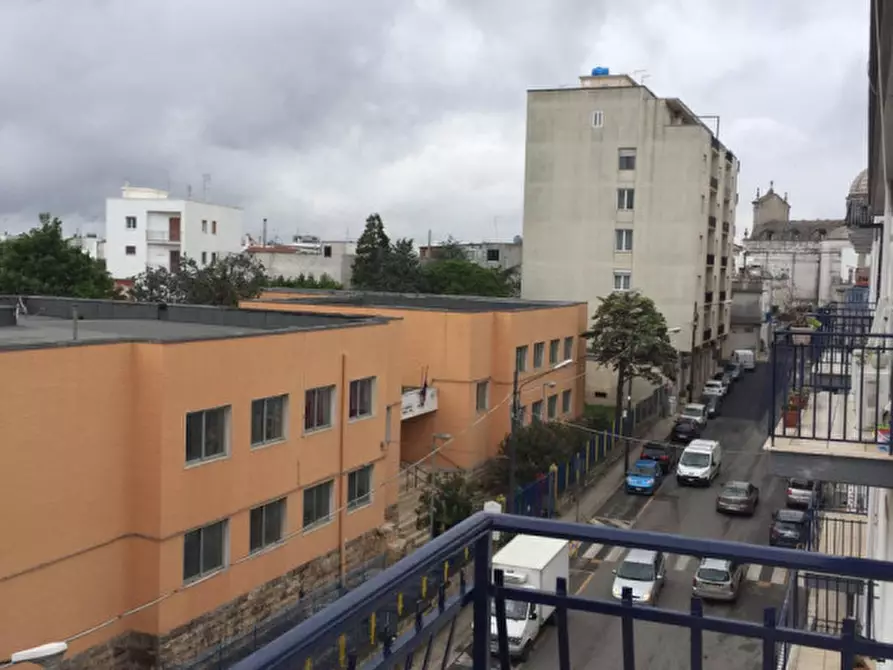 Immagine 13 di Appartamento in vendita  in Via Palermo a Ceglie Messapico