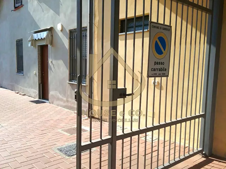 Immagine 1 di Appartamento in vendita  in GAMBOLO' VIA BELCREDA a Gambolo'
