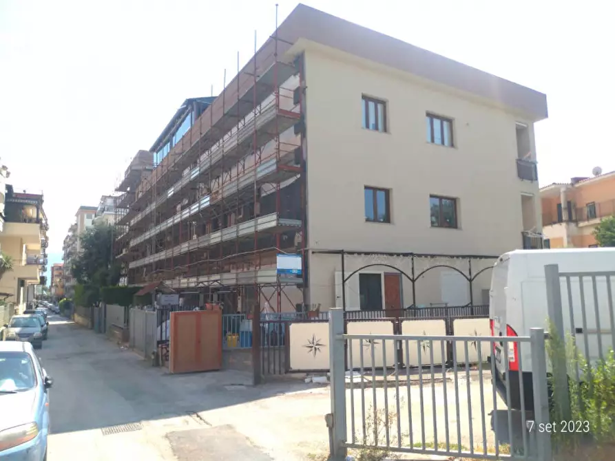 Immagine 1 di Appartamento in vendita  in cASALNUOVO DI NAPOLI via napoli a Casalnuovo Di Napoli