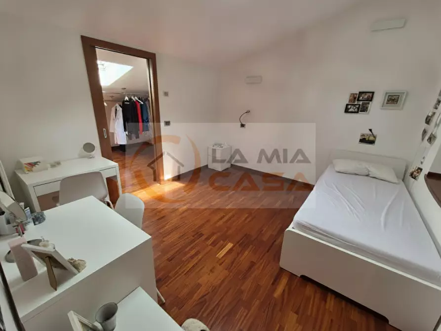 Immagine 1 di Camera in affitto  in Via XXV Aprile 26 a Legnaro