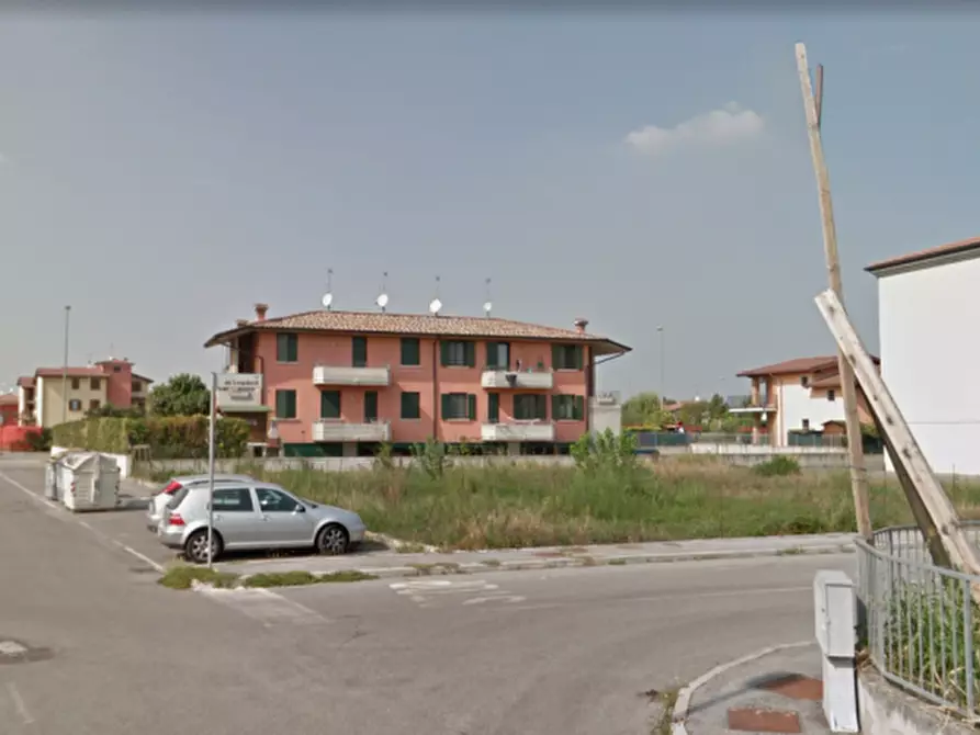 Immagine 11 di Terreno in vendita  in VIA 11 SETTEMBRE 2001 a Calvisano