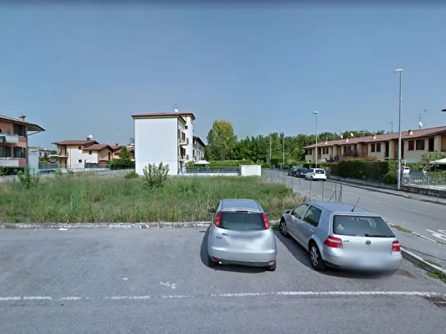 Immagine 15 di Terreno in vendita  in VIA 11 SETTEMBRE 2001 a Calvisano