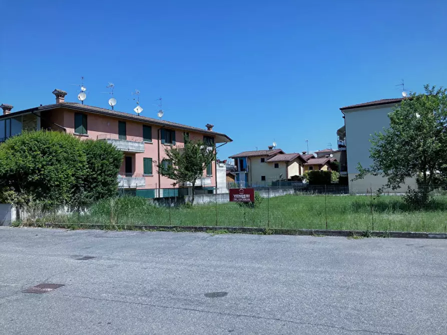 Immagine 16 di Terreno in vendita  in VIA 11 SETTEMBRE 2001 a Calvisano