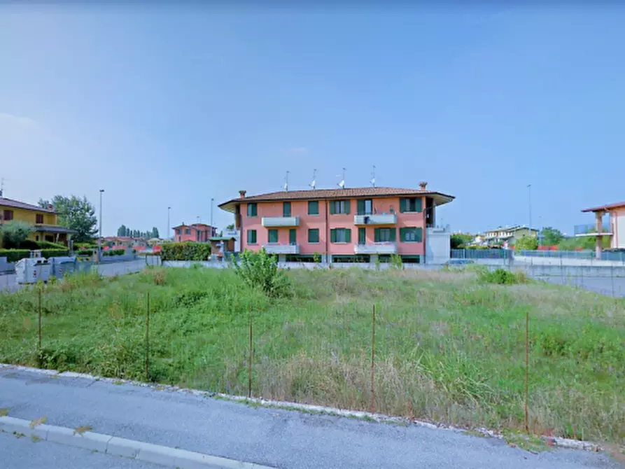 Immagine 19 di Terreno in vendita  in VIA 11 SETTEMBRE 2001 a Calvisano