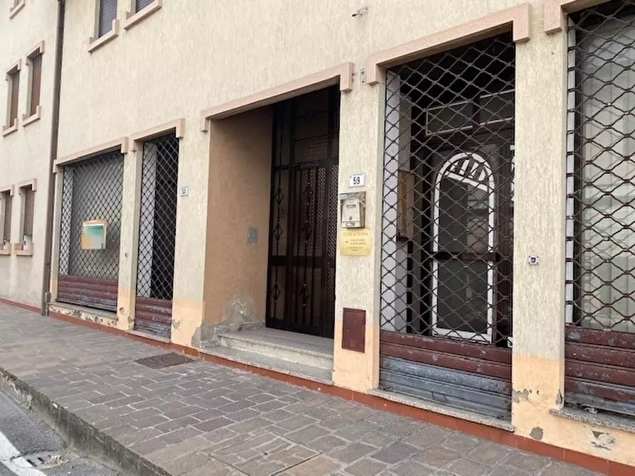 Immagine 10 di Ufficio in vendita  in via villa del bosco a Pontelongo