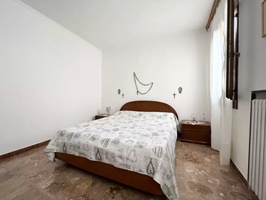 Immagine 20 di Casa indipendente in vendita  in Fondamenta Canal Lombardo a Chioggia