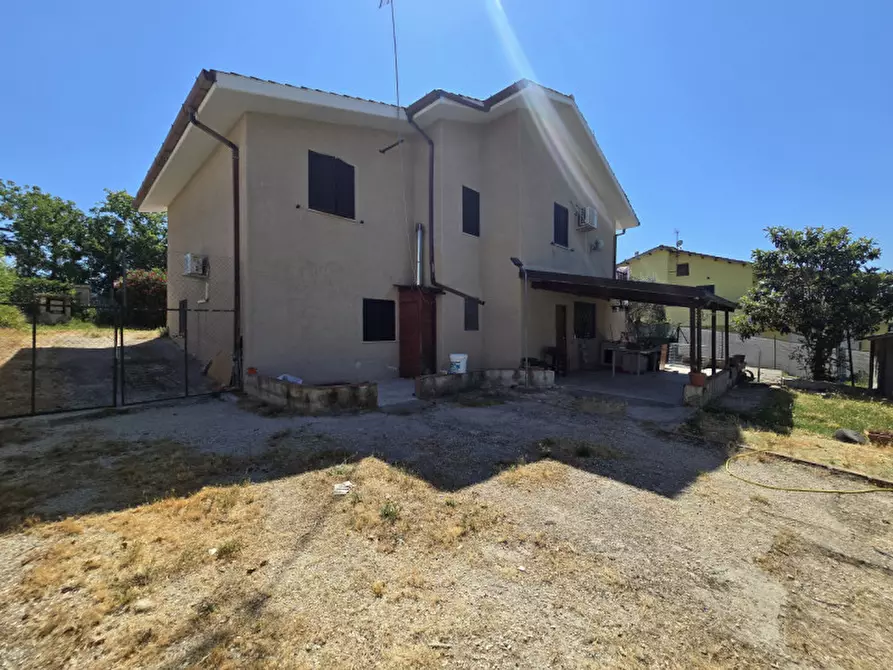 Immagine 5 di Casa bifamiliare in vendita  in vocabolo aguzzo a Stroncone