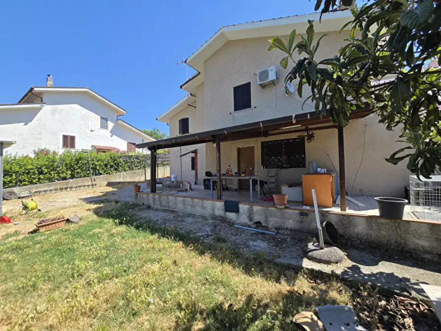 Immagine 37 di Casa bifamiliare in vendita  in vocabolo aguzzo a Stroncone