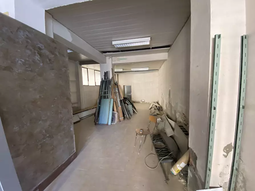 Immagine 8 di Negozio in affitto  in Via della Nave a Rovezzano a Bagno A Ripoli