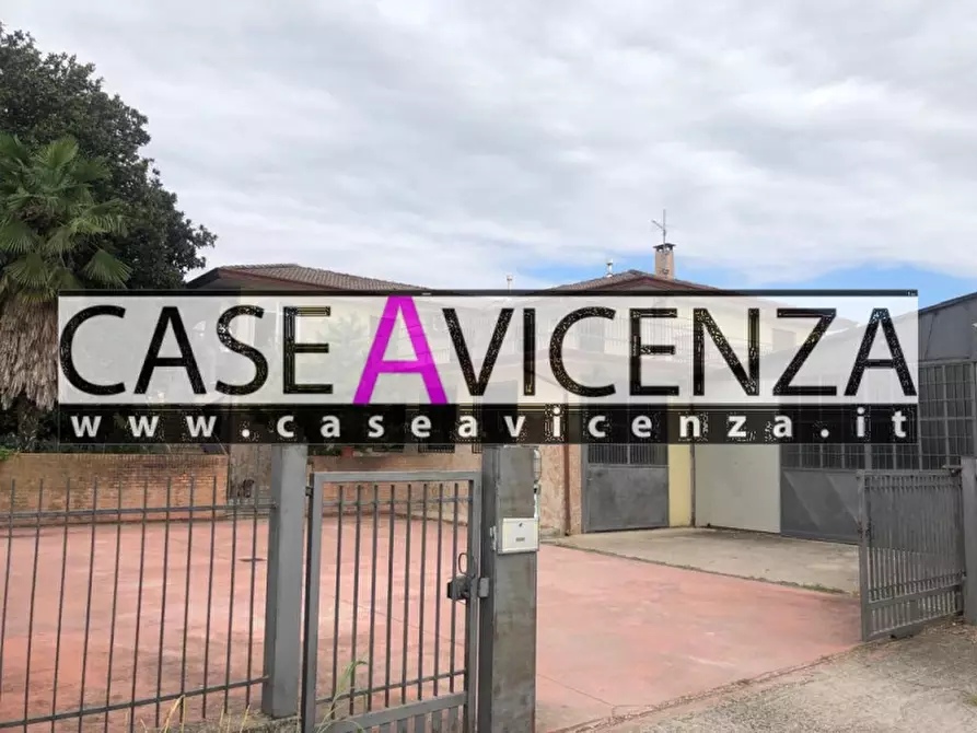 Immagine 6 di Villa in vendita  in via roma a Montegaldella