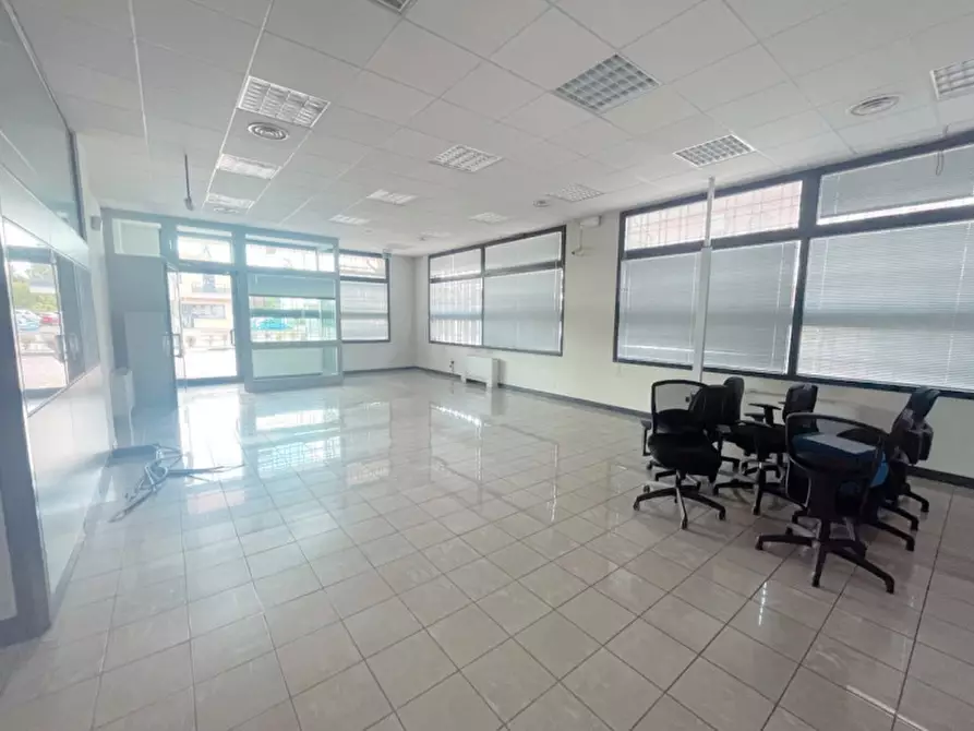 Immagine 4 di Negozio in affitto  in CASALSERUGO CENTRO RIF 1038 a Casalserugo