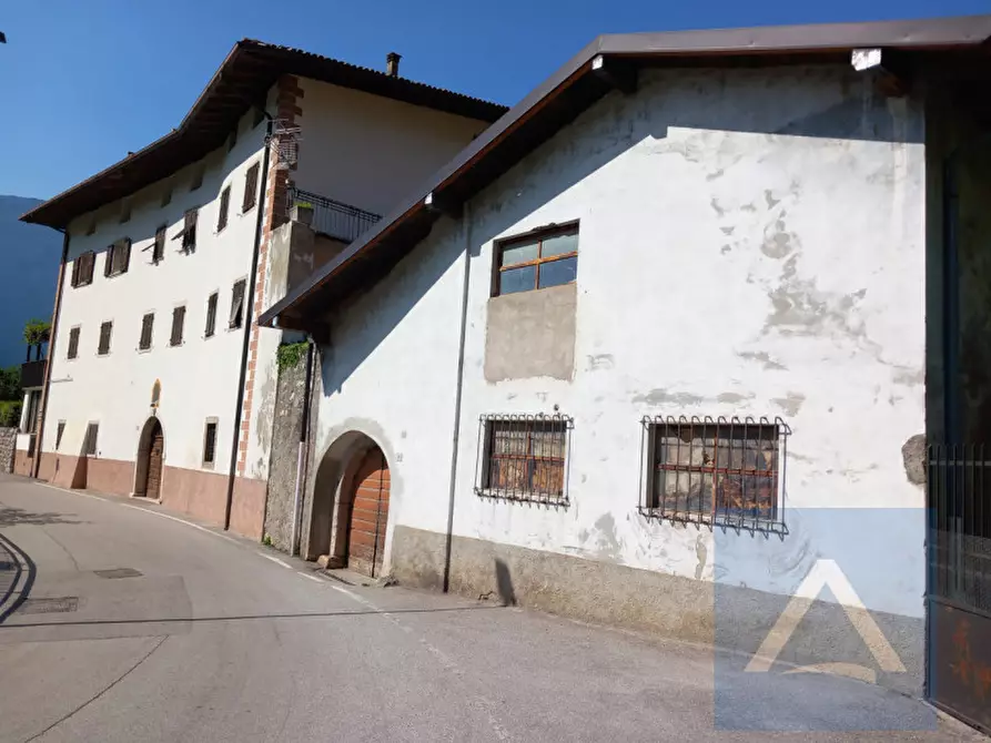 Immagine 2 di Villa in vendita  in via Trento 1 a Drena