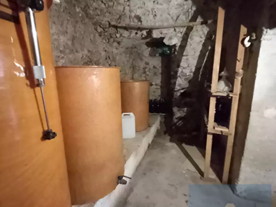 Immagine 18 di Villa in vendita  in via Trento 1 a Drena