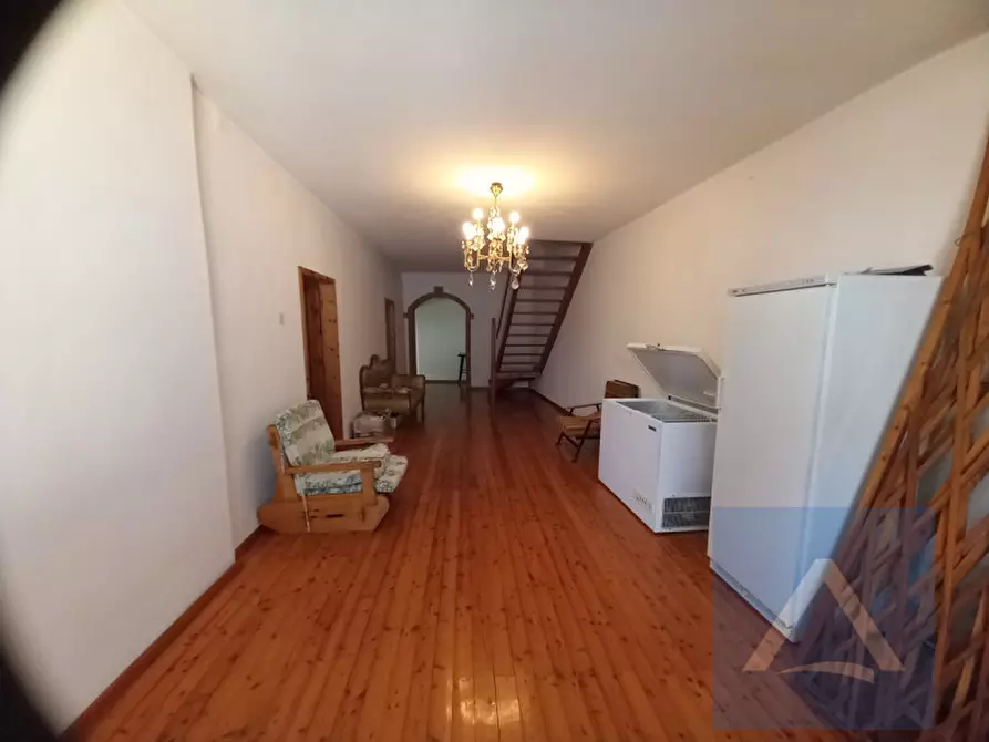 Immagine 42 di Villa in vendita  in via Trento 1 a Drena