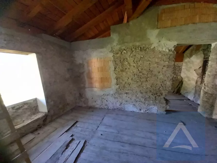 Immagine 47 di Villa in vendita  in via Trento 1 a Drena