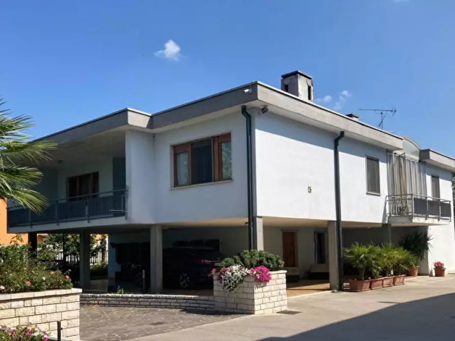 Immagine 24 di Villa in vendita  in VIA ROSSI, 47 a Remedello