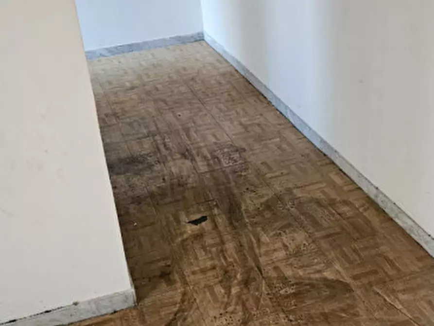 Immagine 14 di Appartamento in vendita  in Via Domenico Fontana 133 a Napoli