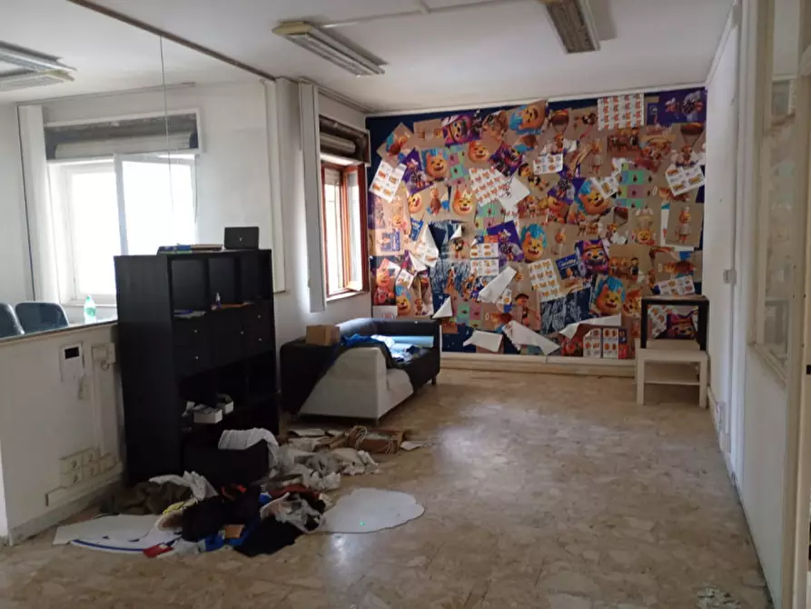 Immagine 26 di Appartamento in vendita  in Via Domenico Fontana 133 a Napoli