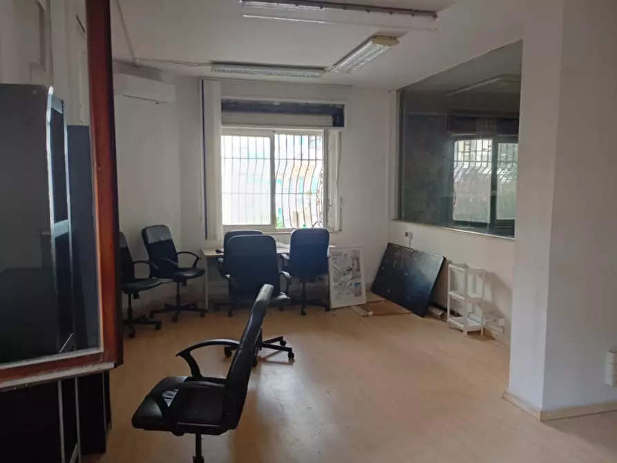 Immagine 39 di Appartamento in vendita  in Via Domenico Fontana 133 a Napoli