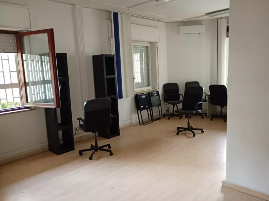 Immagine 40 di Appartamento in vendita  in Via Domenico Fontana 133 a Napoli