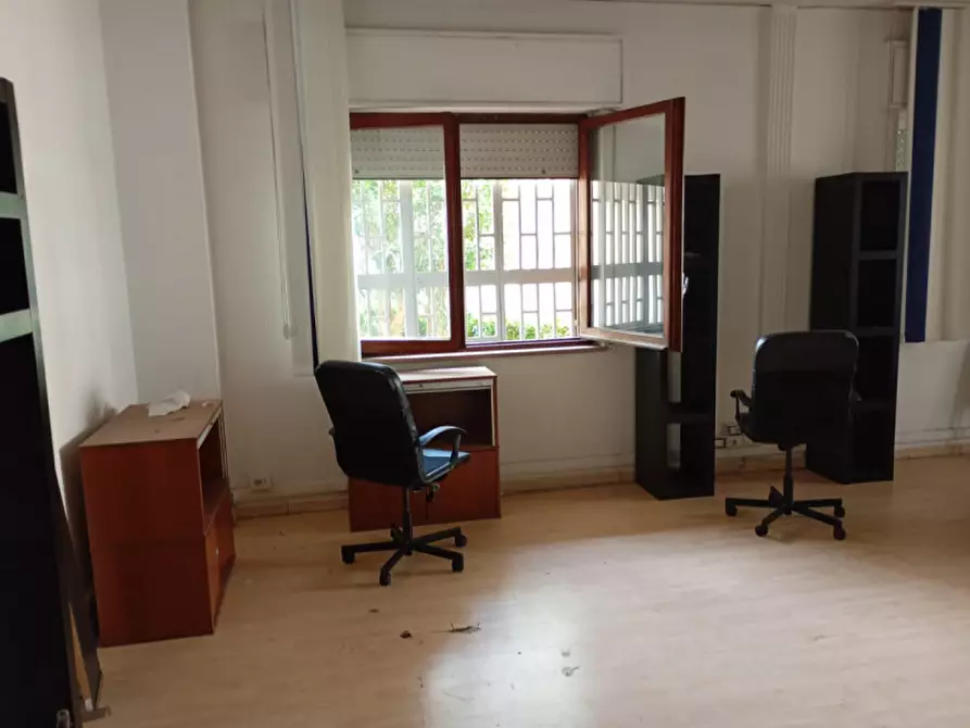 Immagine 41 di Appartamento in vendita  in Via Domenico Fontana 133 a Napoli