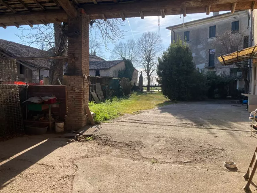 Immagine 10 di Rustico / casale in vendita  in VIA VISANO MONTICHIARI, 4 a Calvisano