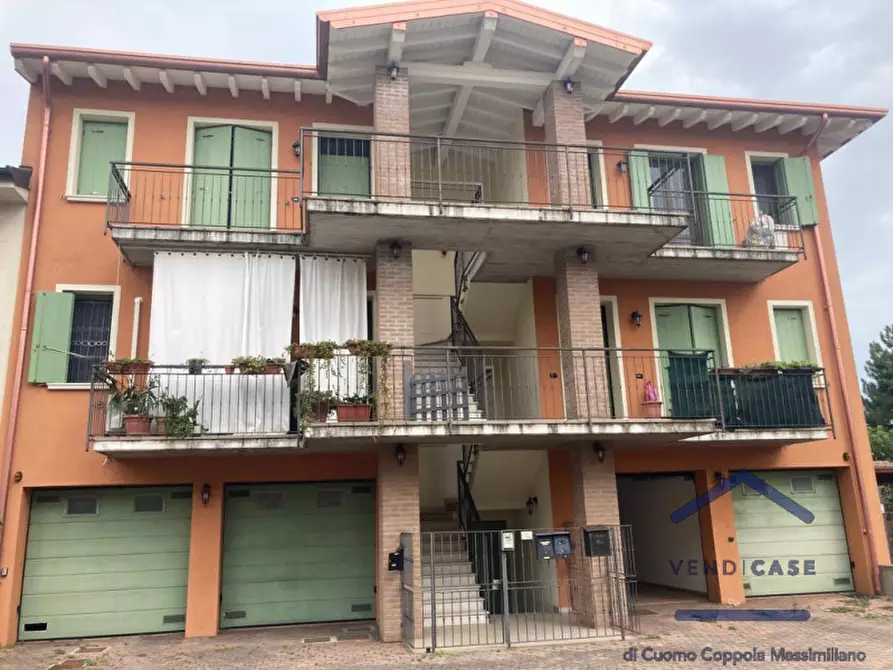 Immagine 12 di Appartamento in vendita  in VIA IV NOVEMBRE, 23 a Calvisano