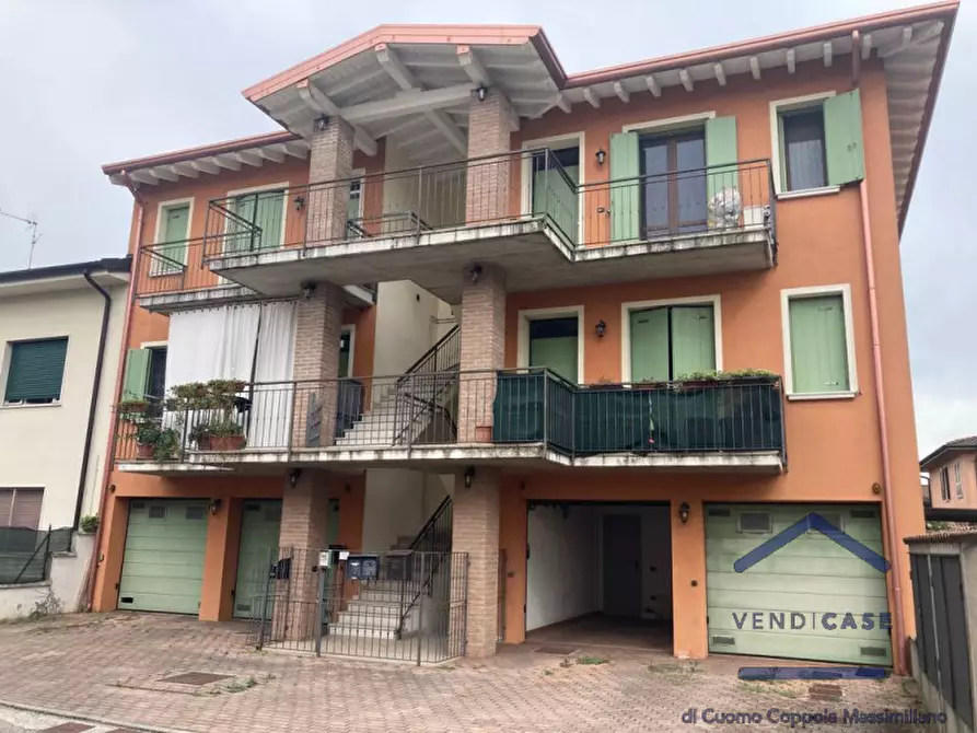 Immagine 13 di Appartamento in vendita  in VIA IV NOVEMBRE, 23 a Calvisano