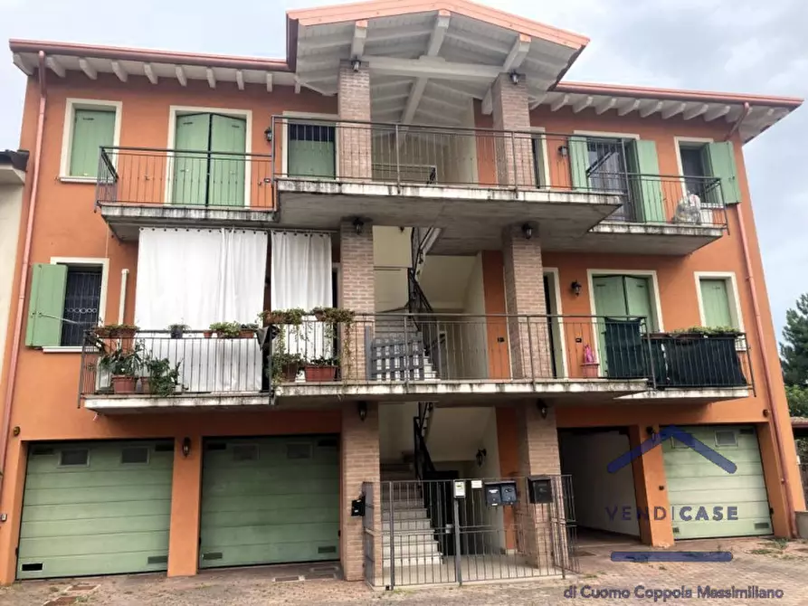 Immagine 15 di Appartamento in vendita  in VIA IV NOVEMBRE, 23 a Calvisano