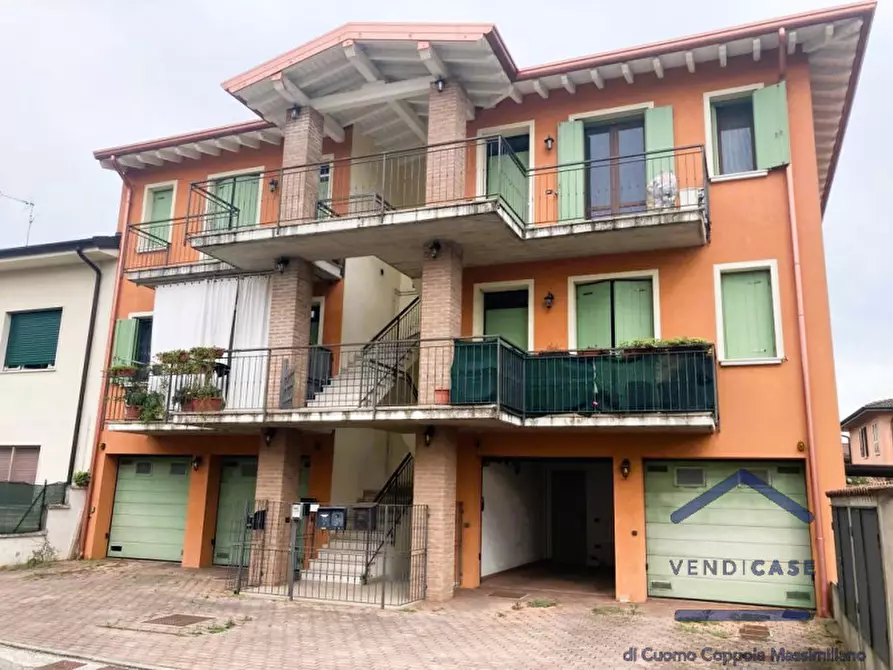 Immagine 16 di Appartamento in vendita  in VIA IV NOVEMBRE, 23 a Calvisano