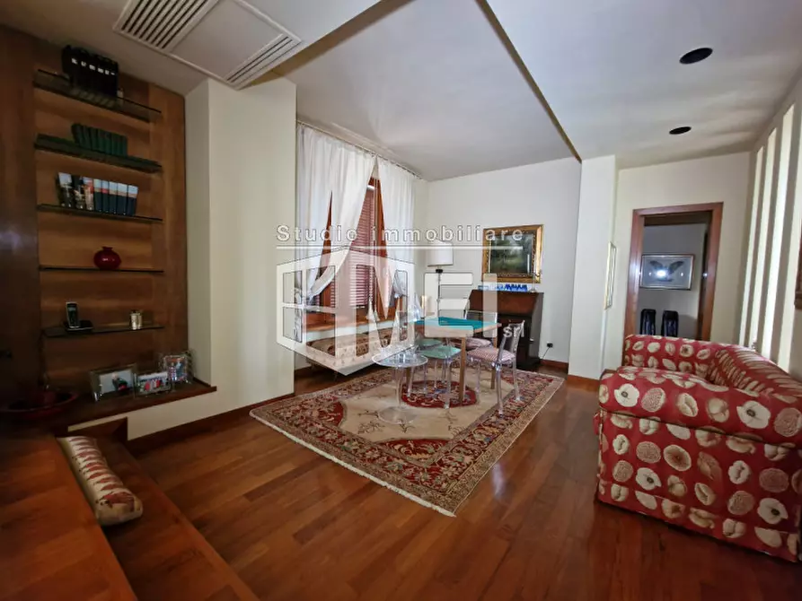 Immagine 13 di Villa in vendita  in via pian delle tregge a Collesalvetti