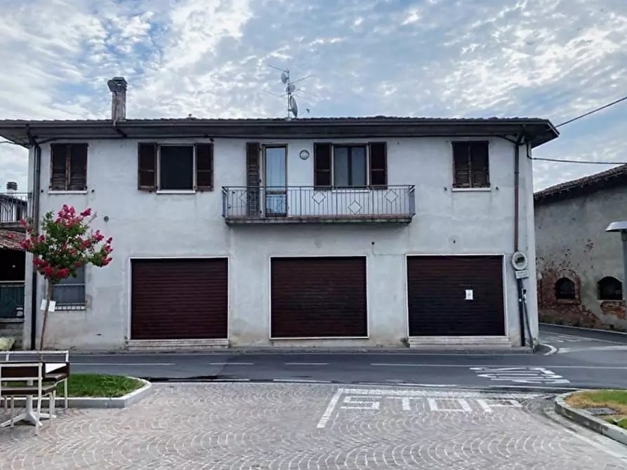 Immagine 1 di Villa in vendita  in VIA SANTA MARIA DELLA ROSA, 68 a Calvisano