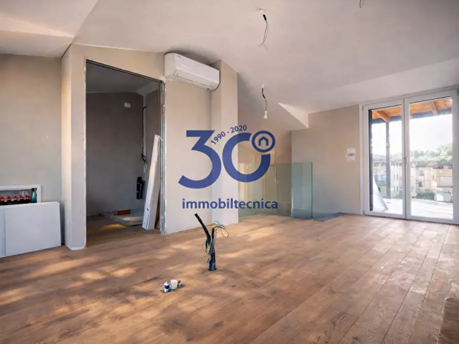 Immagine 1 di Attico in vendita  in Villa Severi - Orti Redi a Arezzo