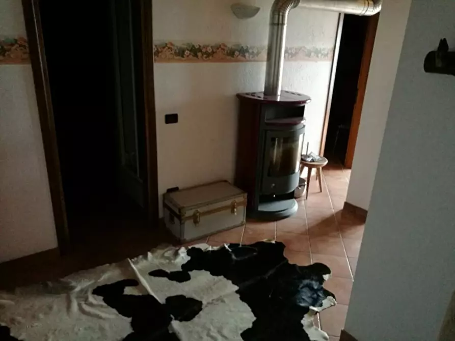Immagine 8 di Casa indipendente in vendita  in VIA MOLNI a Temù