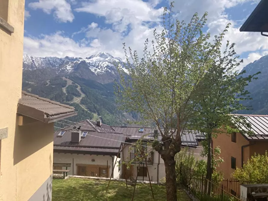 Immagine 19 di Casa indipendente in vendita  in VIA MOLNI a Temù