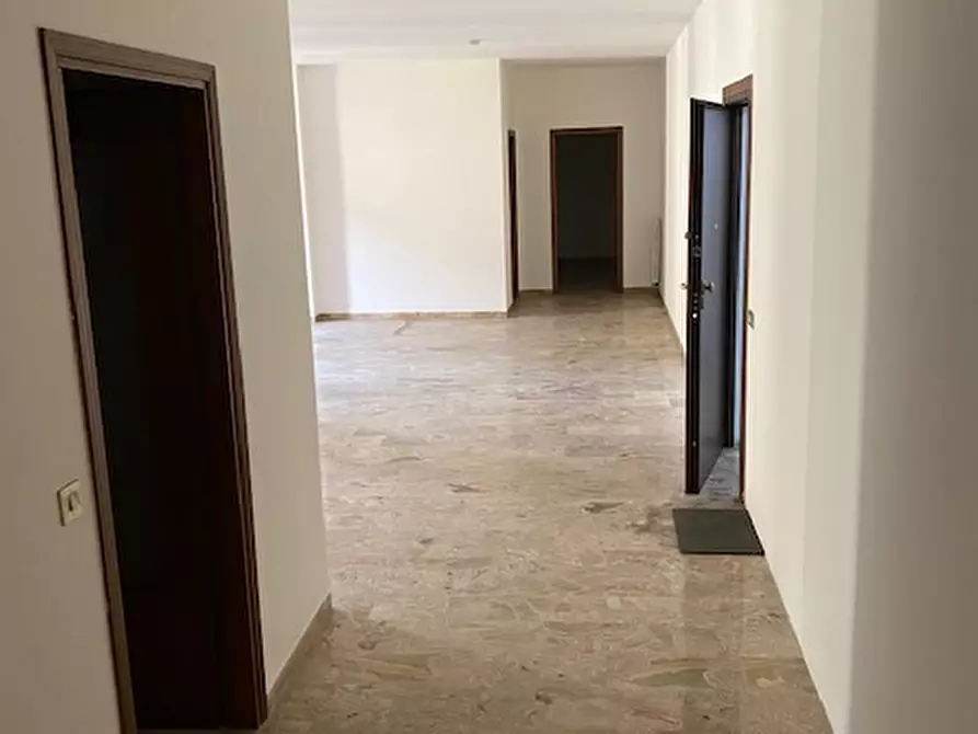 Immagine 8 di Palazzo in vendita  in via da molin a Piove Di Sacco