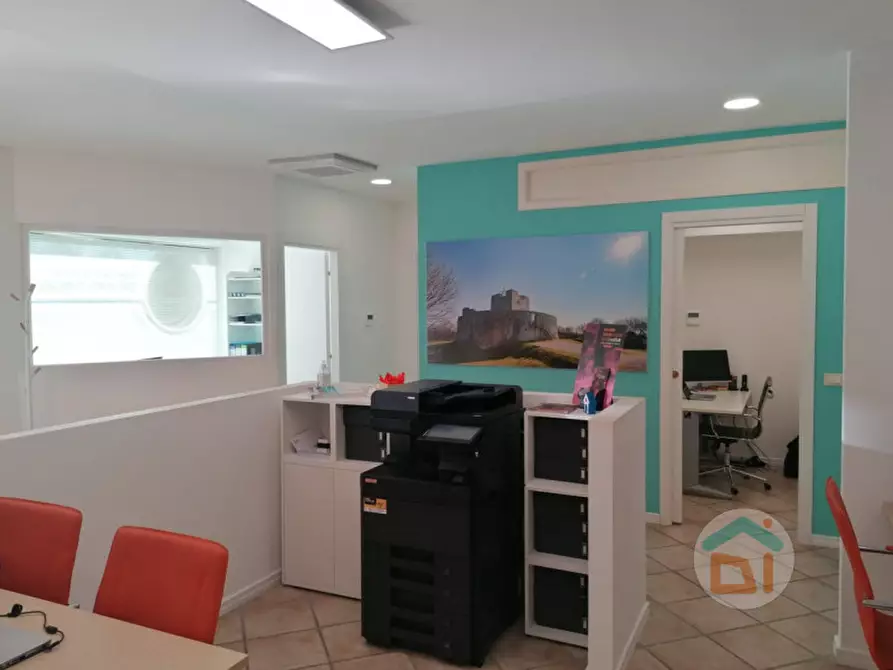 Immagine 9 di Ufficio in vendita  in via 4 Novembre a Ronchi Dei Legionari