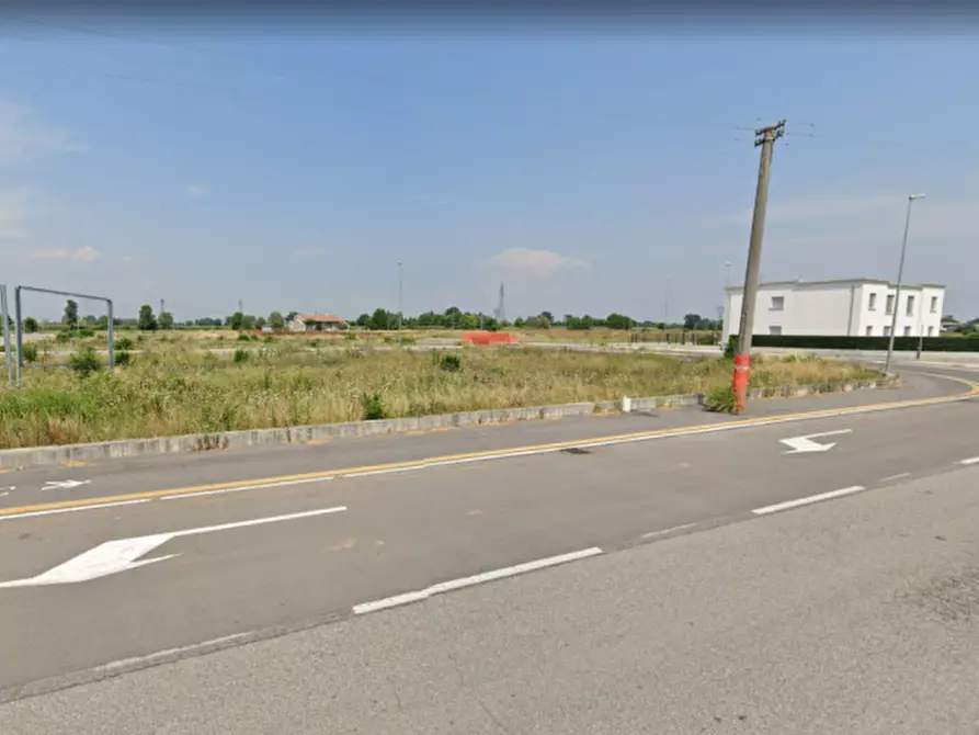 Immagine 14 di Terreno in vendita  in VIA PER CARPENEDOLO a Calvisano