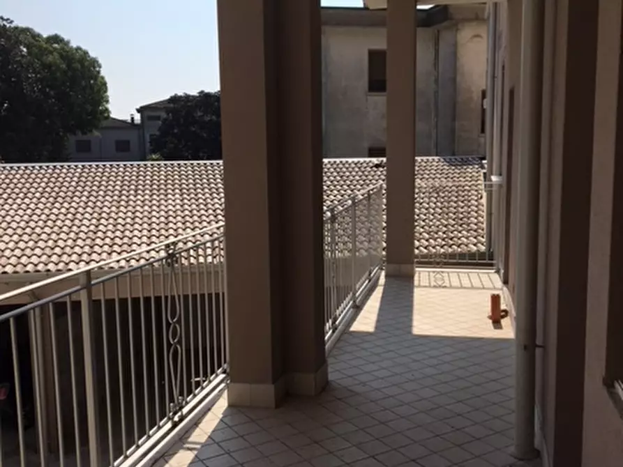 Immagine 10 di Negozio in vendita  in VIA BRESCA a Gambara