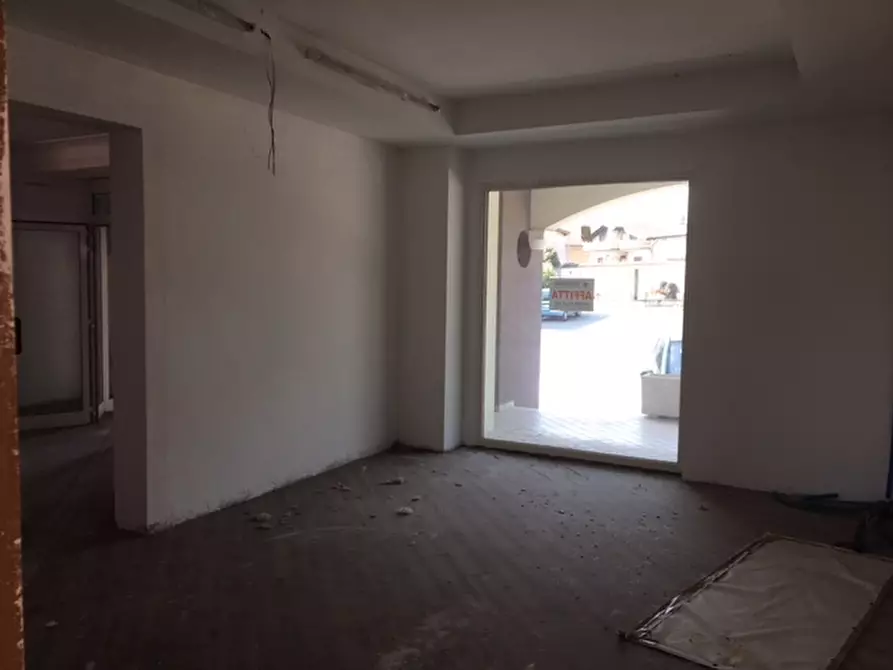 Immagine 11 di Negozio in vendita  in VIA BRESCA a Gambara
