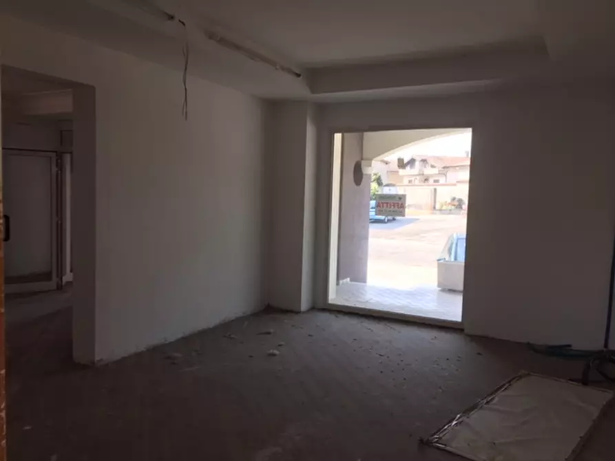 Immagine 14 di Negozio in vendita  in VIA BRESCA a Gambara