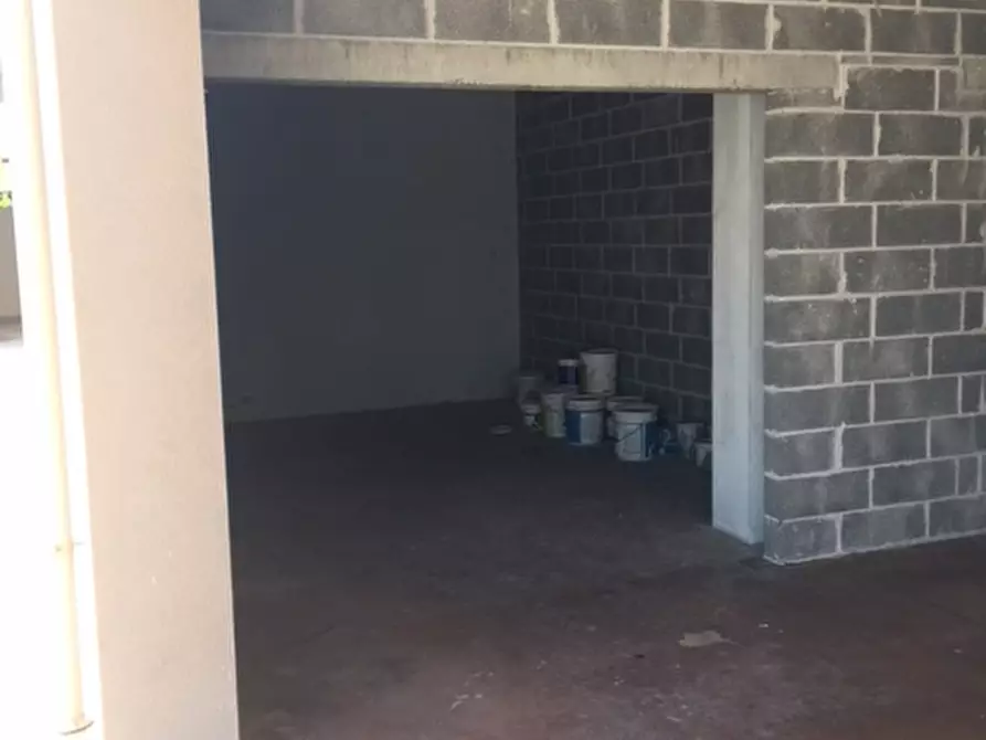 Immagine 15 di Negozio in vendita  in VIA BRESCA a Gambara