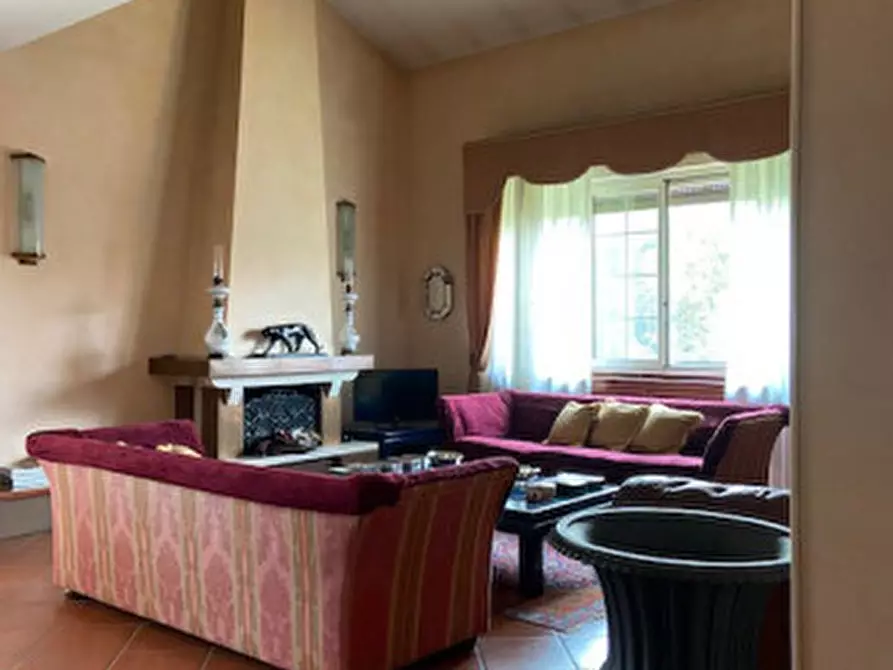 Immagine 3 di Villa in vendita  in Stradello Tolarolo n.4 a Roccabianca