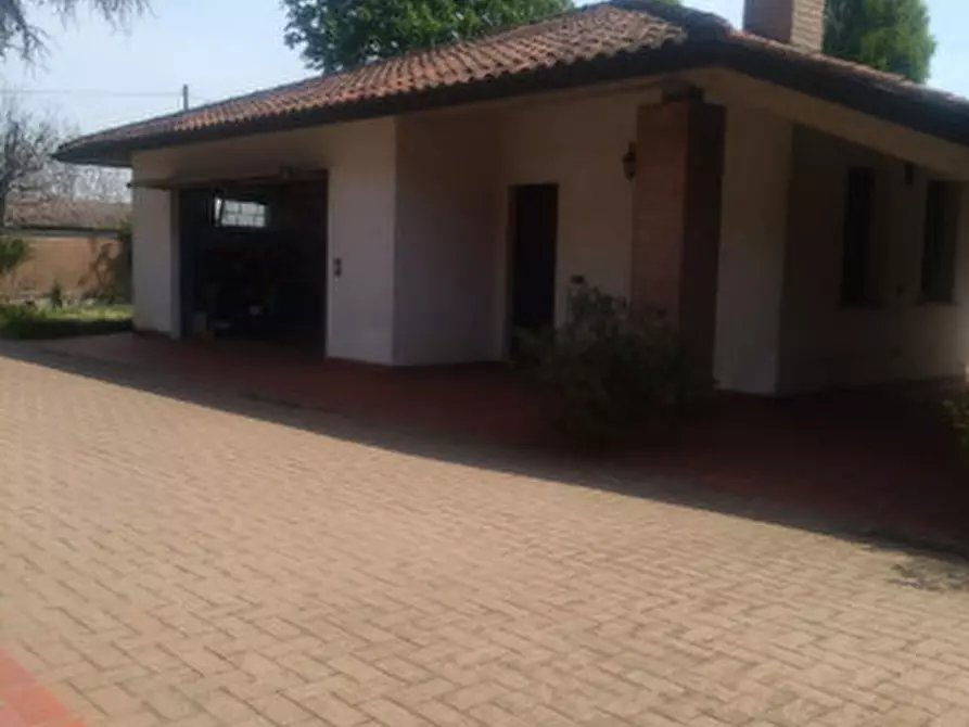 Immagine 14 di Villa in vendita  in Stradello Tolarolo n.4 a Roccabianca