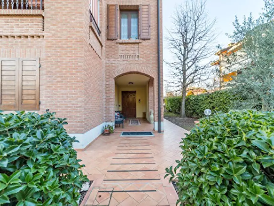 Immagine 14 di Villa in vendita  in Via Girondola n.20 a Cavriago