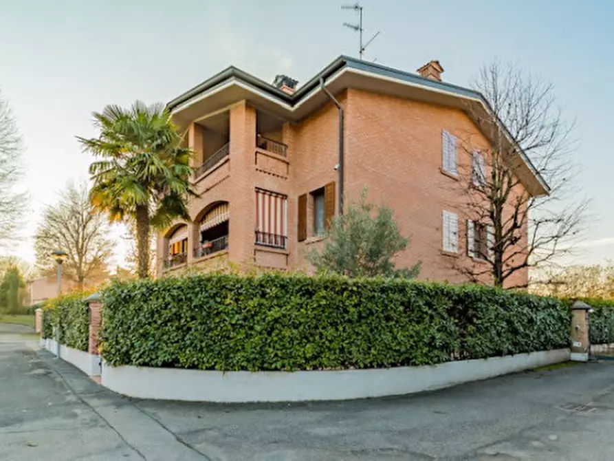 Immagine 16 di Villa in vendita  in Via Girondola n.20 a Cavriago