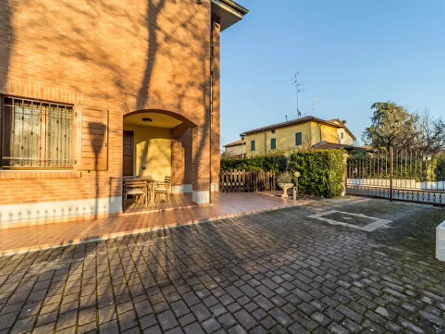 Immagine 19 di Villa in vendita  in Via Girondola n.20 a Cavriago