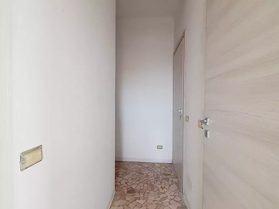 Immagine 12 di Appartamento in vendita  in Via Ovidio a Cologno Monzese