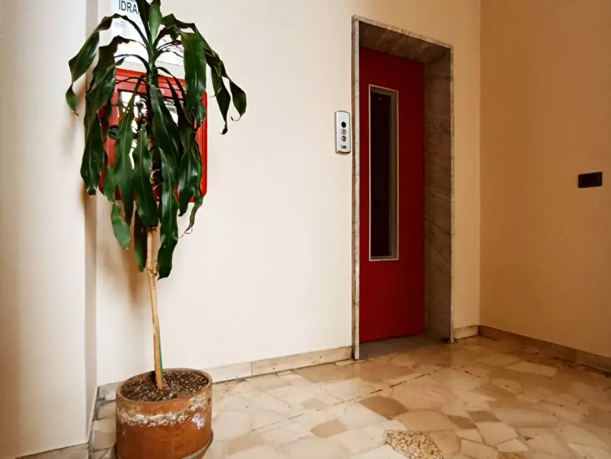 Immagine 23 di Appartamento in vendita  in Via Ovidio a Cologno Monzese